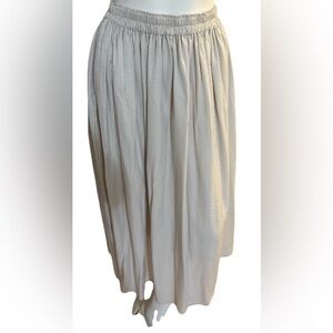 Uniqlo Tan/ Ivory Pleated Maxi Skirt Elastic Waist/Pockets Size Small